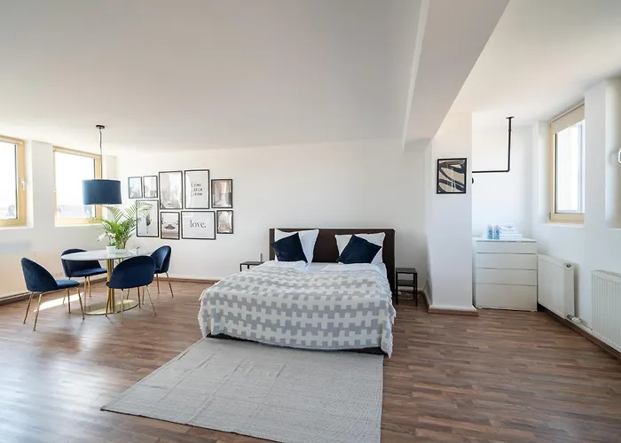 Penthouse Panoramablick Whirlpool Parken