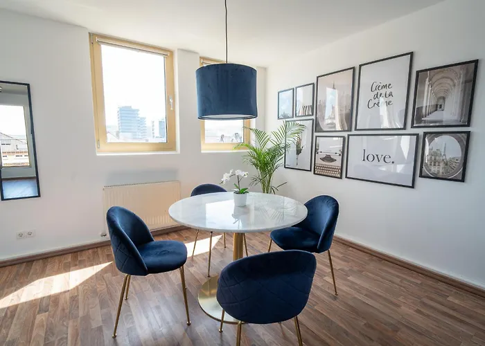 Penthouse Panoramablick Whirlpool Parken
